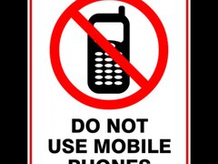 Sign do not use mobile phones